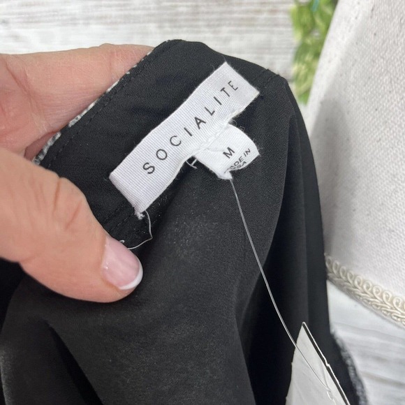 Socialite Skirt size Medium Black White Faux Snake Bias Sheer Knee A Line Modest - Picture 10 of 10